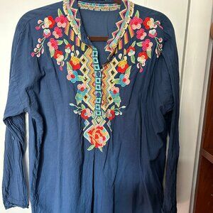 Johnny Was embroidered tunic, EUC, size s, retail $328